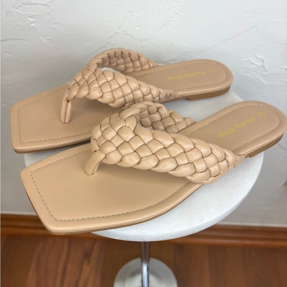 NEW Y2K Women's Braided Thong Sandal Shoe Neutral Square Toe Slip On‎ Tan 8.5